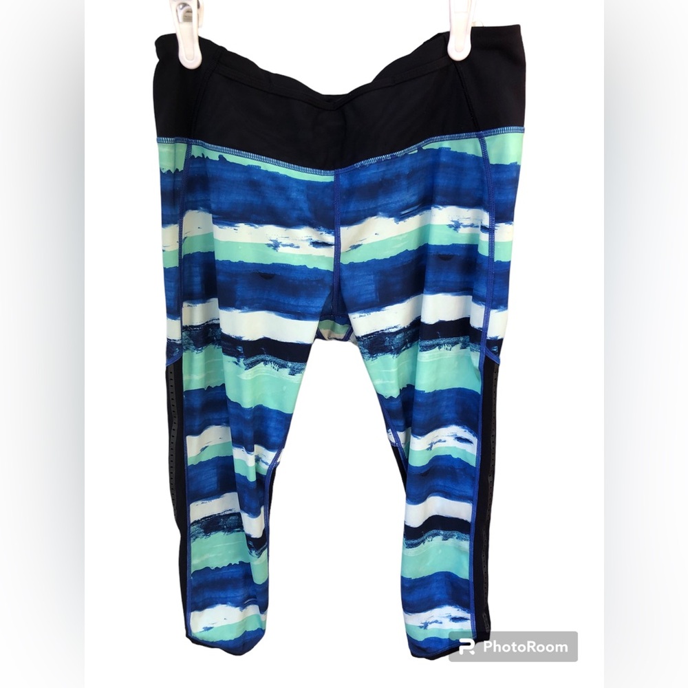 Lululemon Ladies Crops